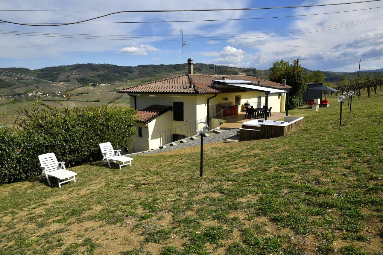 Casavacanzedezza Montecalvo Versiggia Eksteriør billede