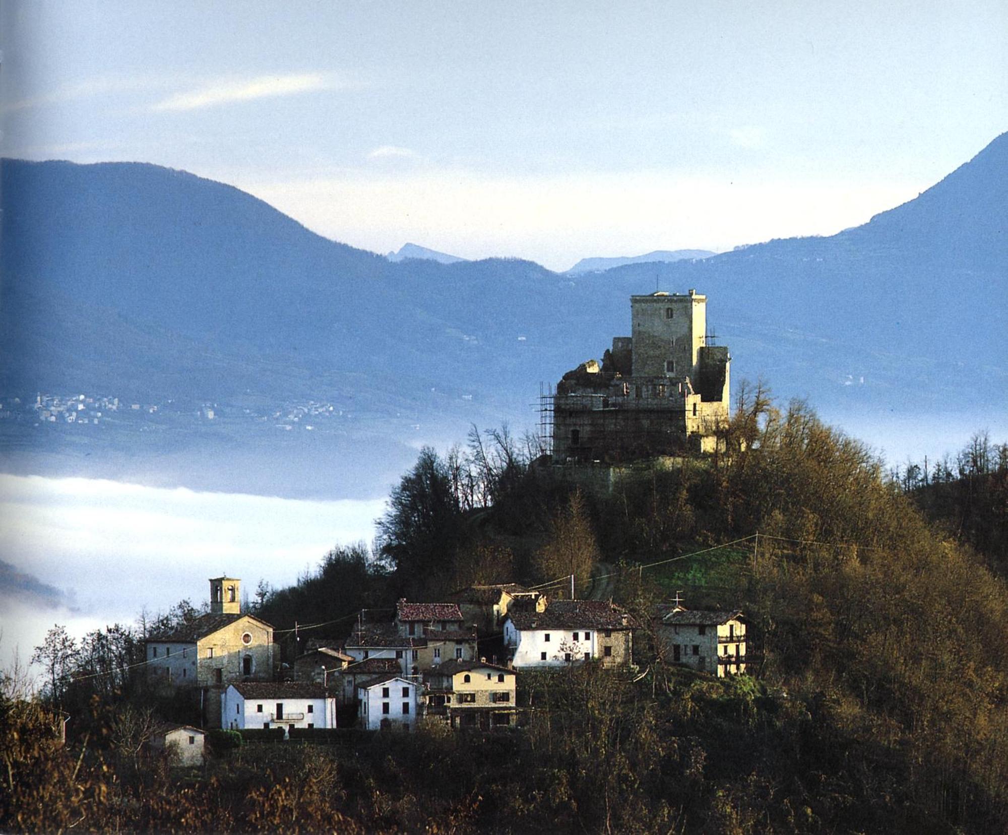Casavacanzedezza Montecalvo Versiggia Eksteriør billede